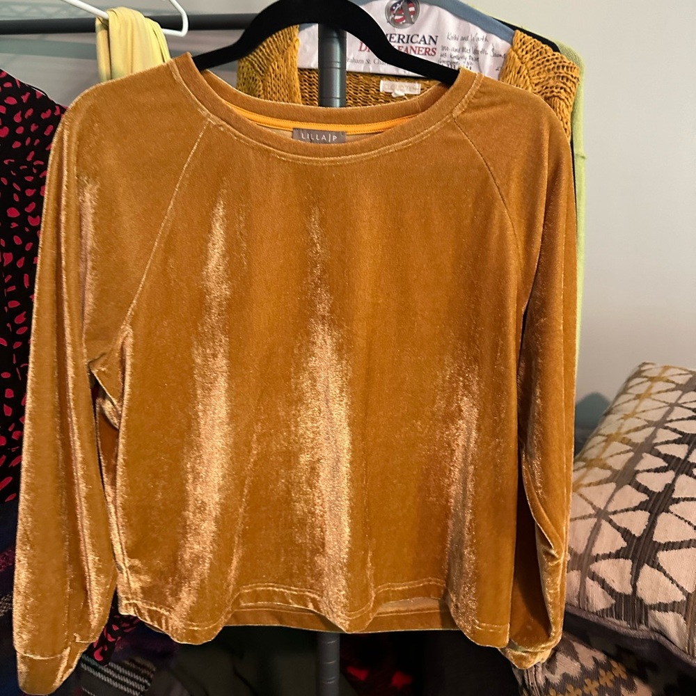 Lila P velvet sweater